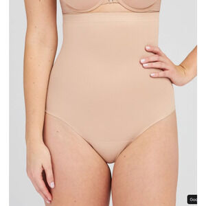 NEW Spanx High Waisted Thong Women's Medium Slimming Shaping Underwear Beige